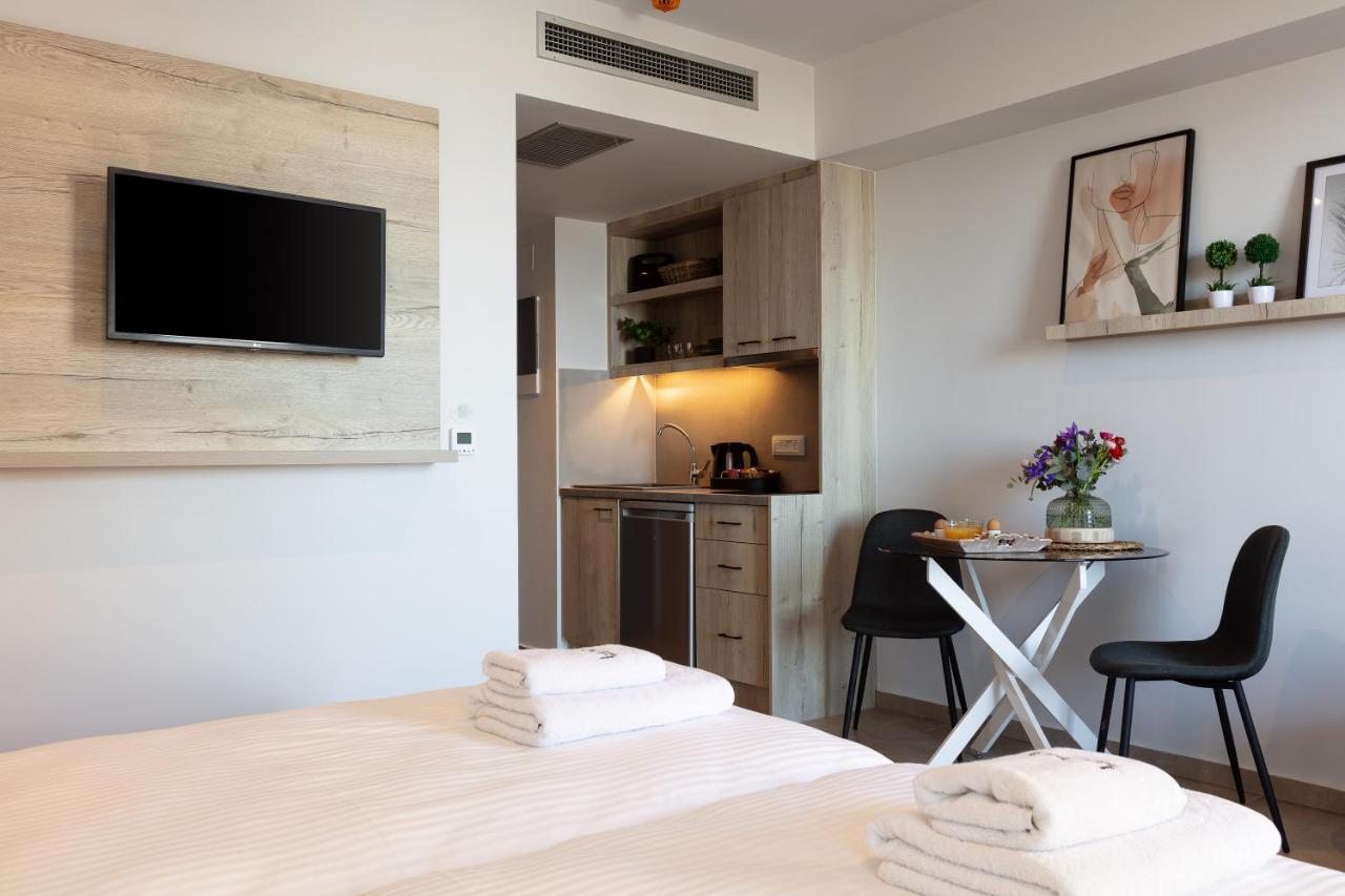 Lines Concept Accommodation 레팀노 외부 사진