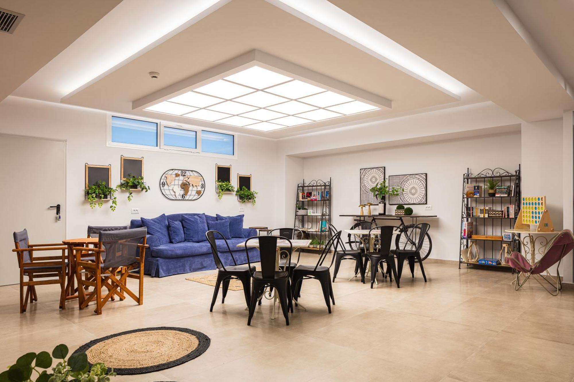 Lines Concept Accommodation 레팀노 외부 사진