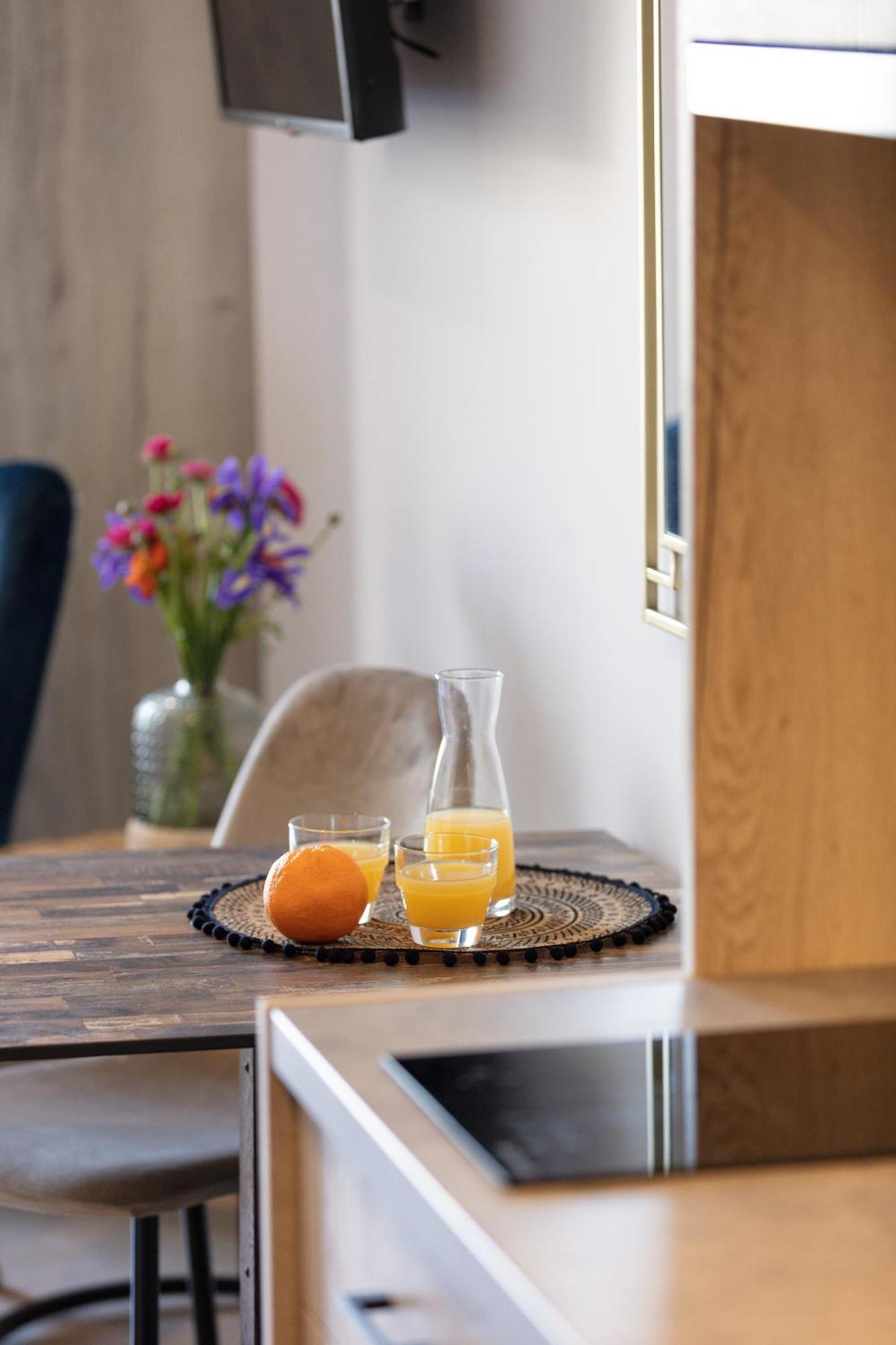 Lines Concept Accommodation 레팀노 외부 사진