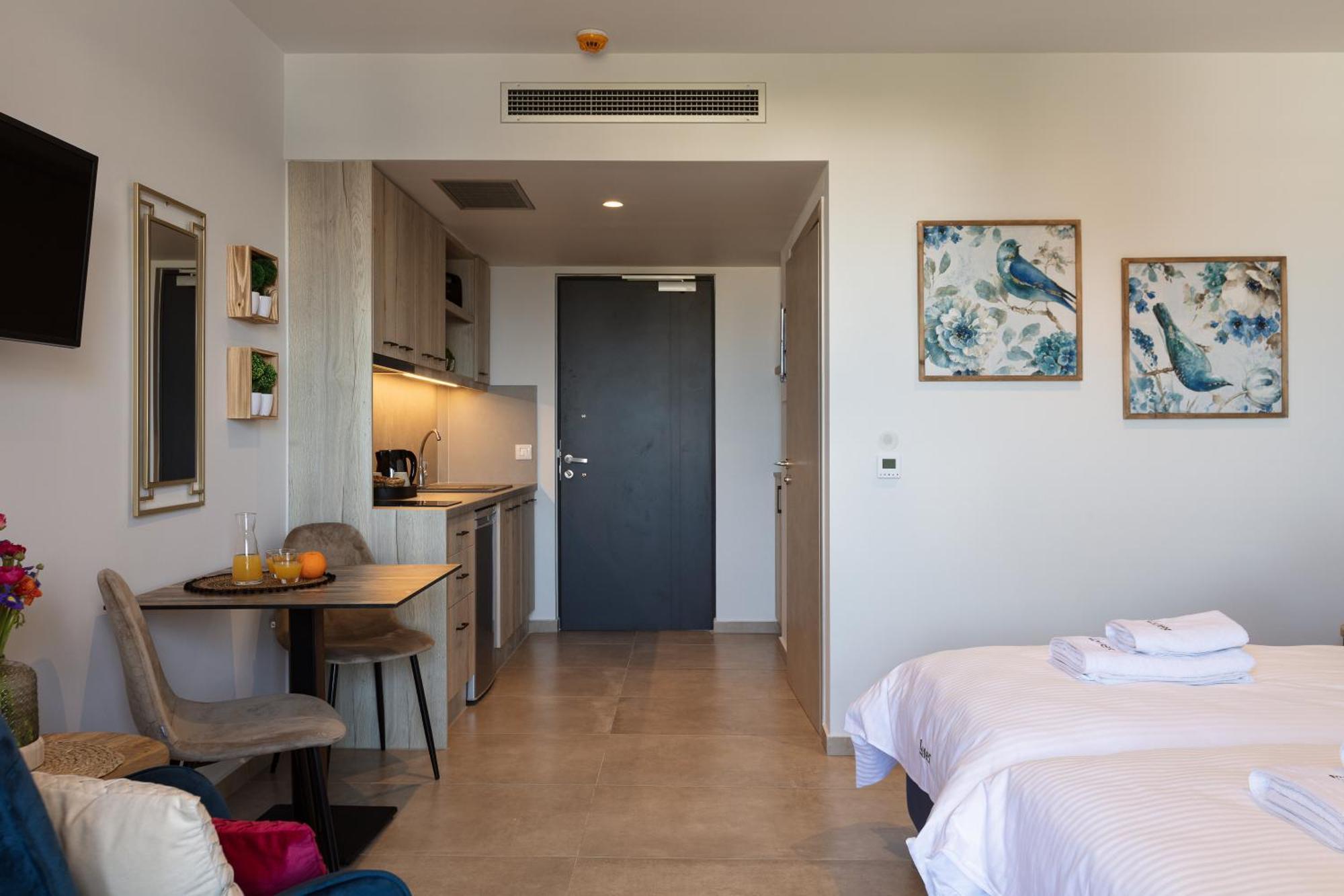 Lines Concept Accommodation 레팀노 외부 사진